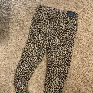 Levi Strauss like New leopard  jeans size 27